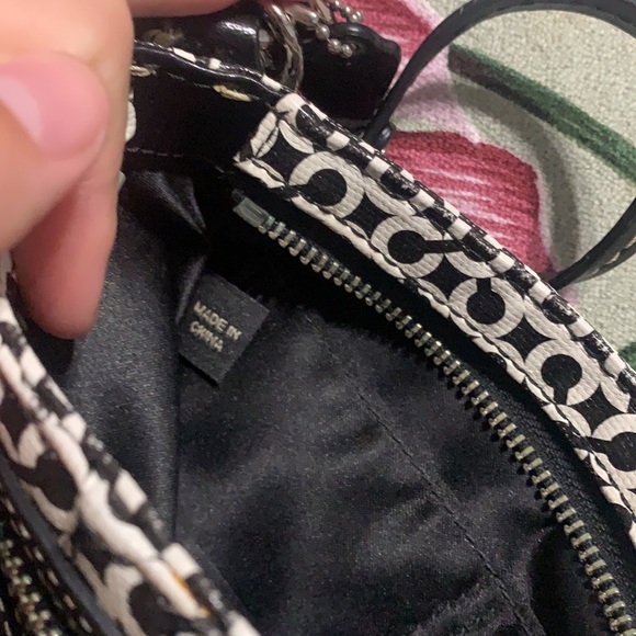 Coach black and white small purse / handbag - Picture 6 of 15